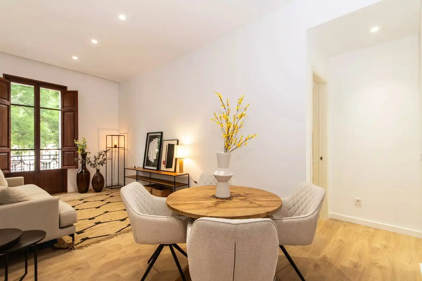 Dining room of Flat for rent in  Palma de Mallorca  with Air Conditioner, Heating and Parquet flooring
