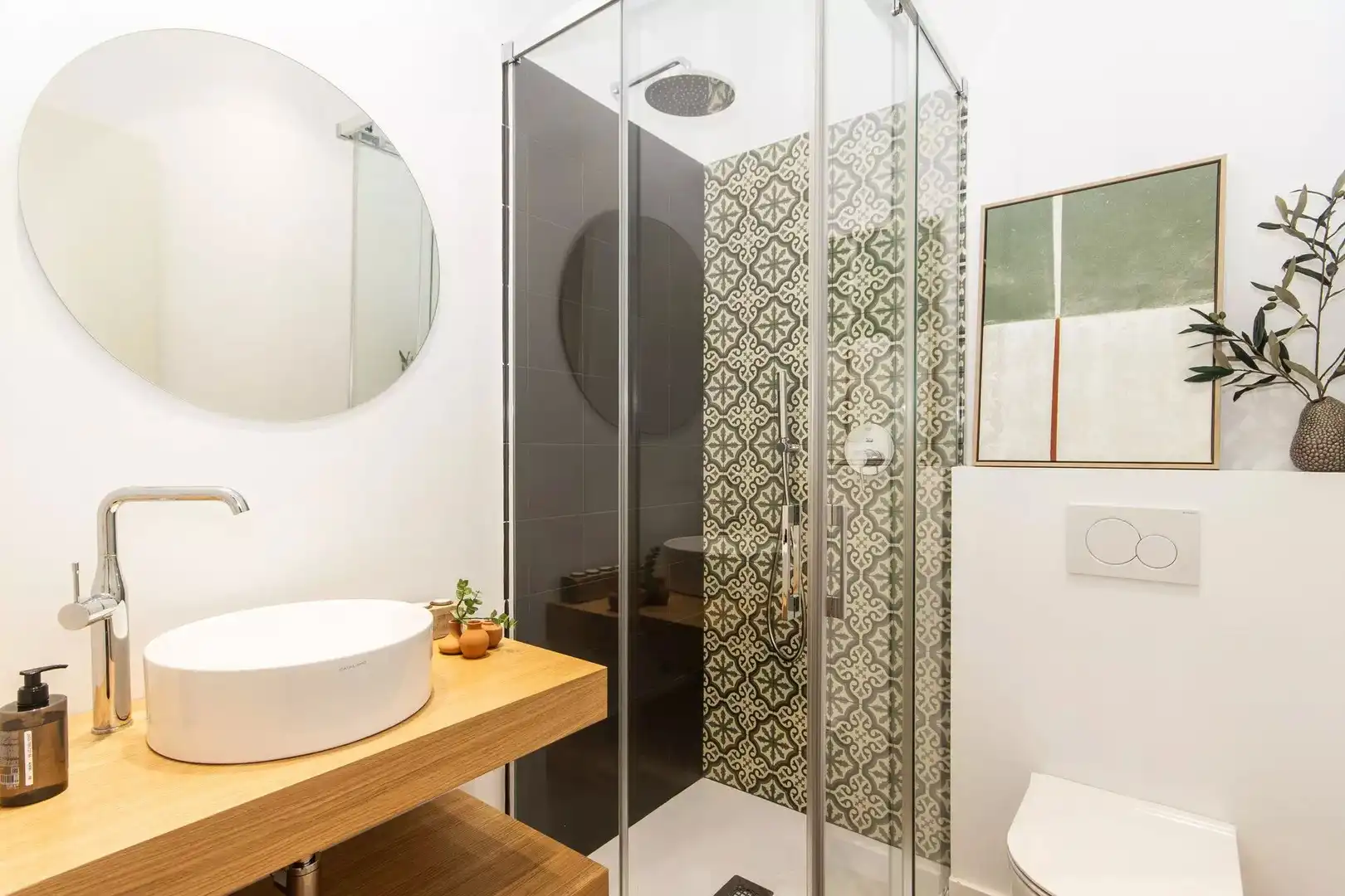 Bathroom of Flat for rent in  Palma de Mallorca  with Air Conditioner, Heating and Parquet flooring
