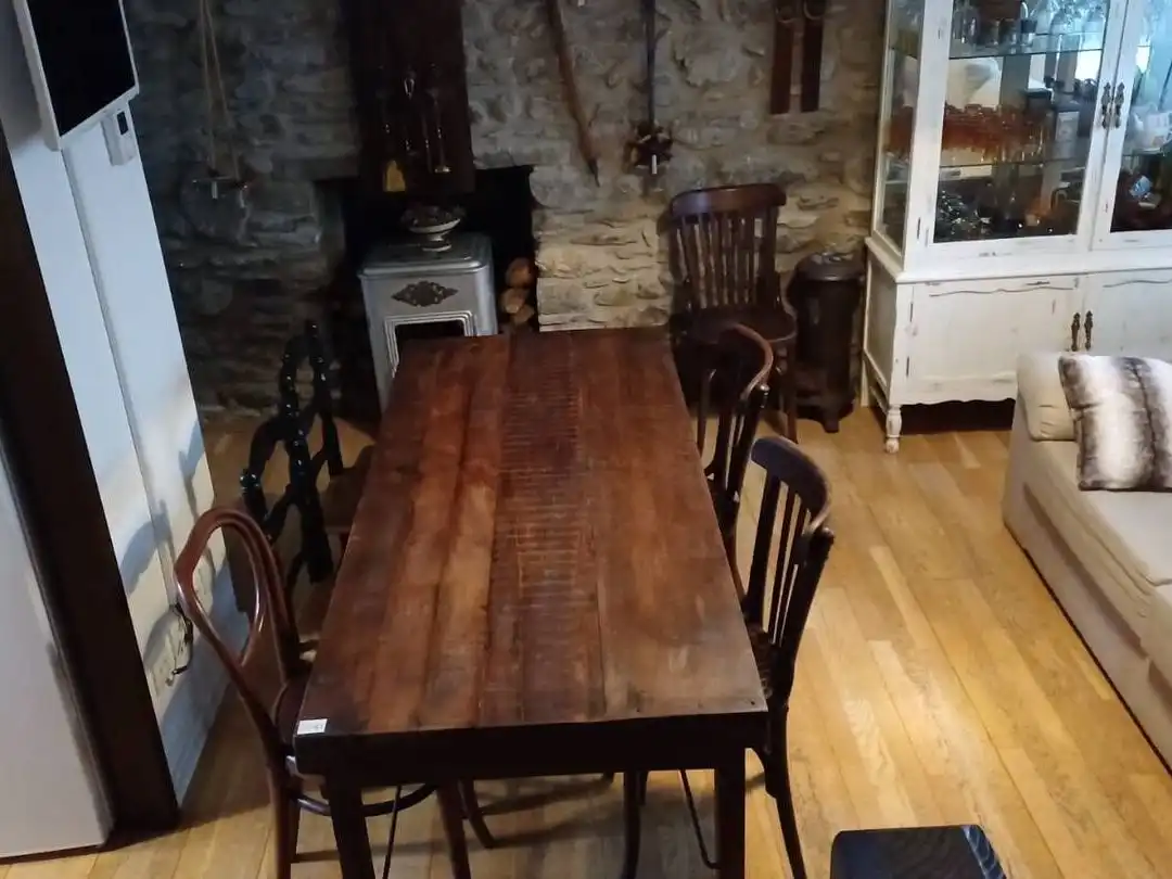 Menjador de Casa adosada de lloguer en Benasque amb Calefacció, Parquet i Traster
