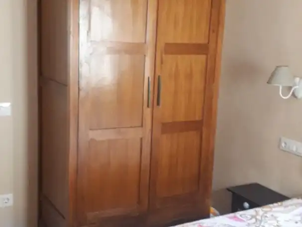 Dormitori de Casa adosada de lloguer en Benasque amb Calefacció, Parquet i Traster