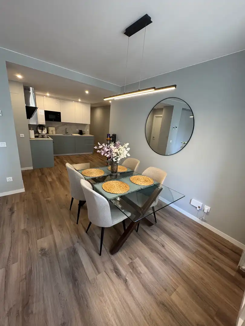 Comedor de Piso en venta en Burgos con Calefacción, Parquet y Terraza