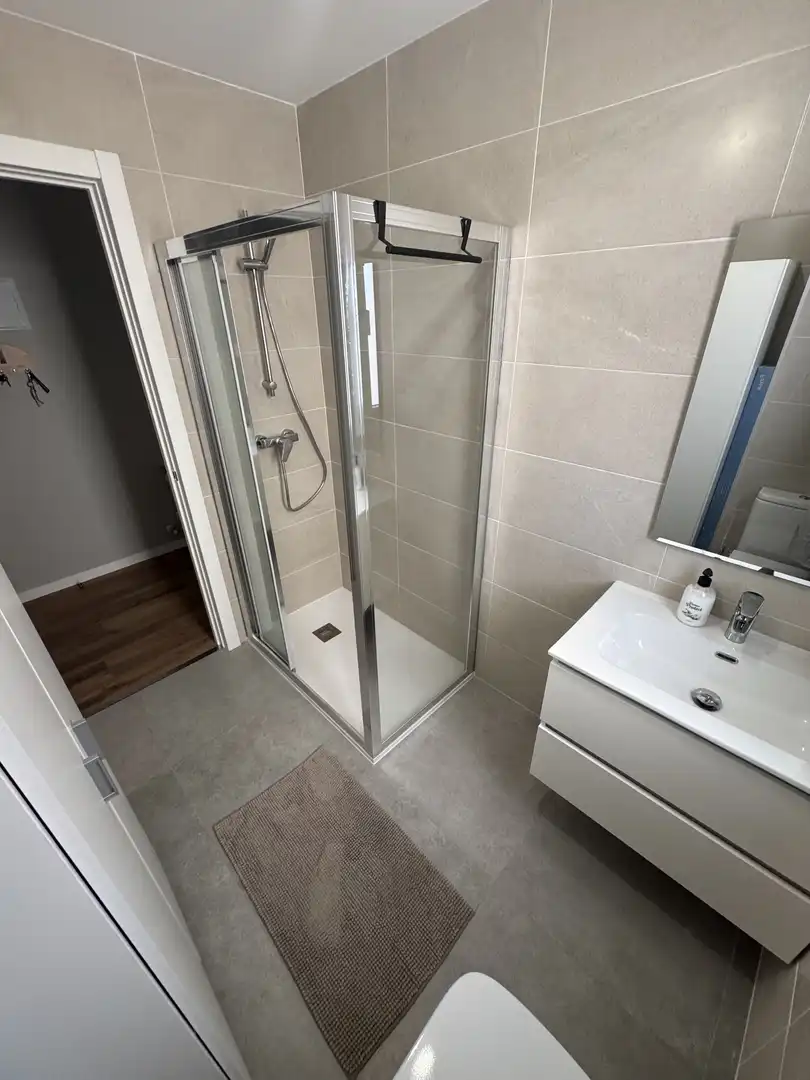 Baño de Piso en venta en Burgos con Calefacción, Parquet y Terraza