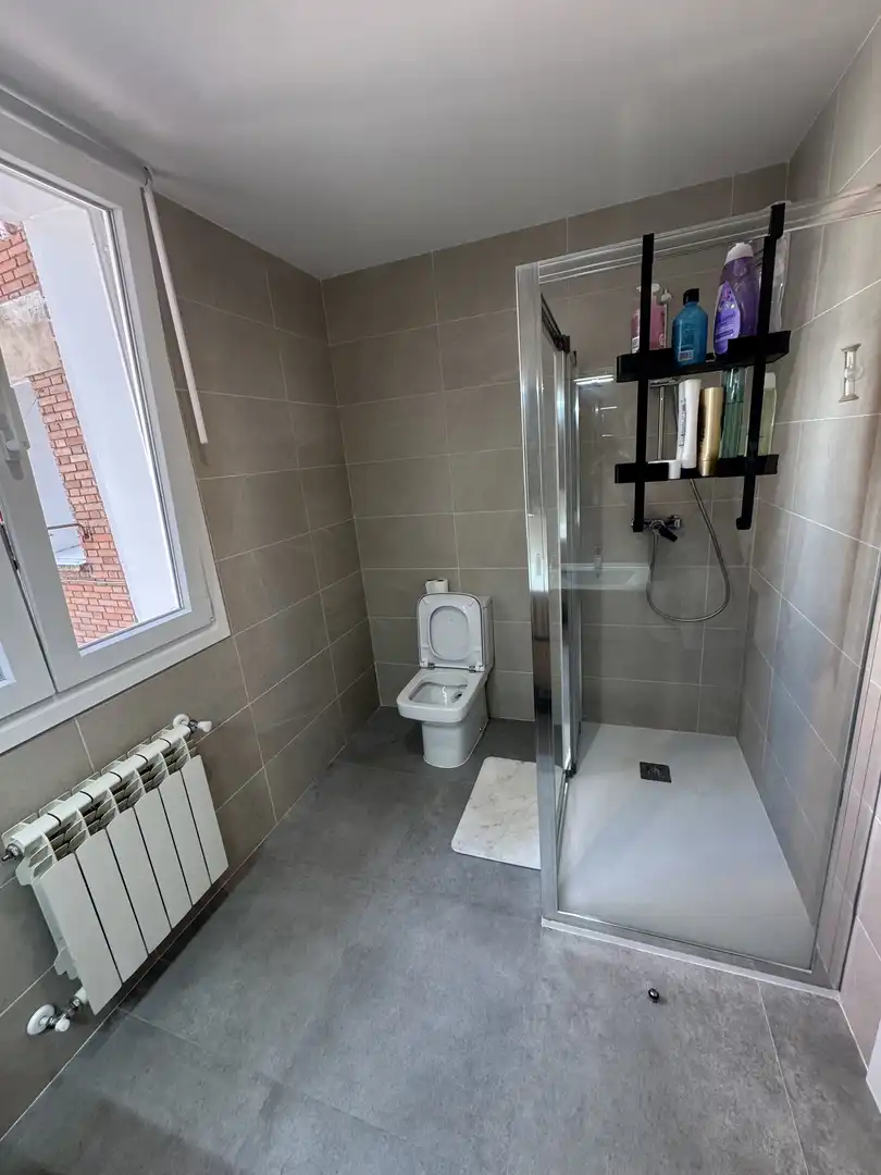 Baño de Piso en venta en Burgos con Calefacción, Parquet y Terraza