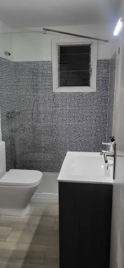 Bathroom of Flat for rent in  Palma de Mallorca  with Air Conditioner, Parquet flooring and Terrace