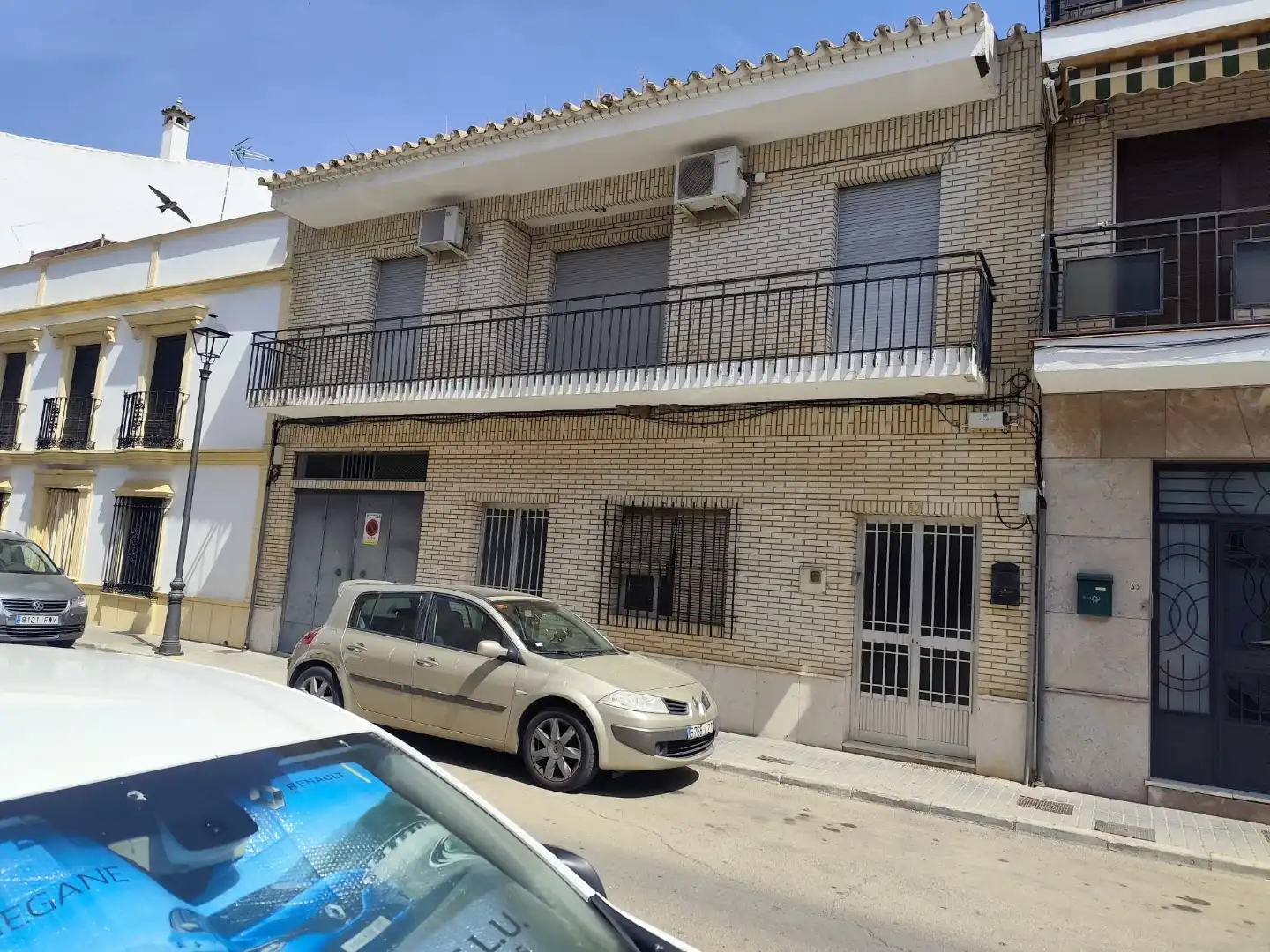 Pis en venda a Calle Portales, 46, Fuente Palmera Vista exterior de Pis en venda en Fuente Palmera amb Aire condicionat, Traster i Moblat