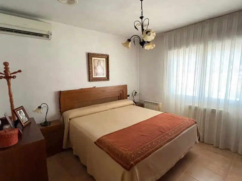 Habitación de Piso en venta en Pilar de la Horadada con Aire acondicionado, Terraza y Piscina