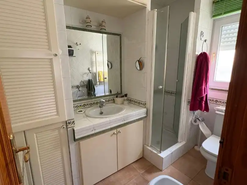 Baño de Piso en venta en Pilar de la Horadada con Aire acondicionado, Terraza y Piscina