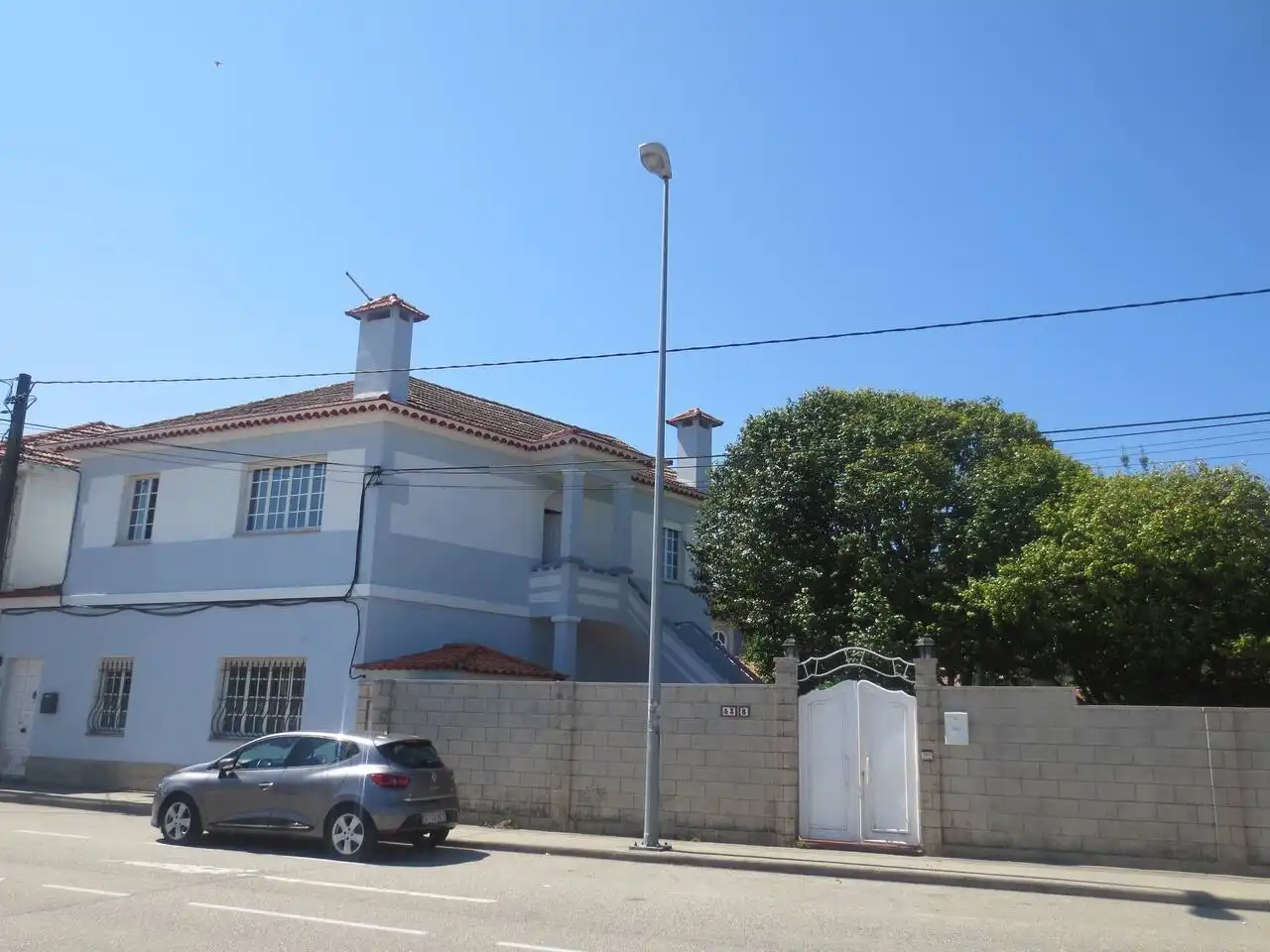 Casa adosada en venda a Rúa Muiños, 53, Vigo Vista exterior de Casa adosada en venda en Vigo amb Terrassa