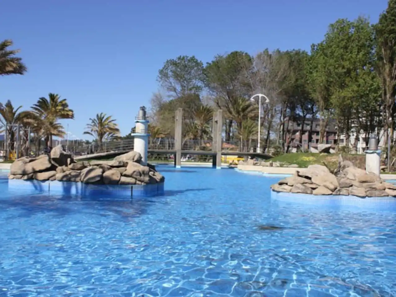 Casa adosada en venda a Rúa Muiños, 53, Vigo Piscina de Casa adosada en venda en Vigo amb Terrassa