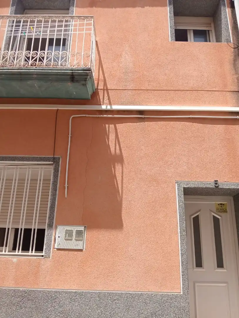 Einfamilien-Reihenhaus zum Verkauf in Carrer Major, 40b, Roquetes Terrasse von Einfamilien-Reihenhaus zum Verkauf in Roquetes mit Terrasse und Balkon