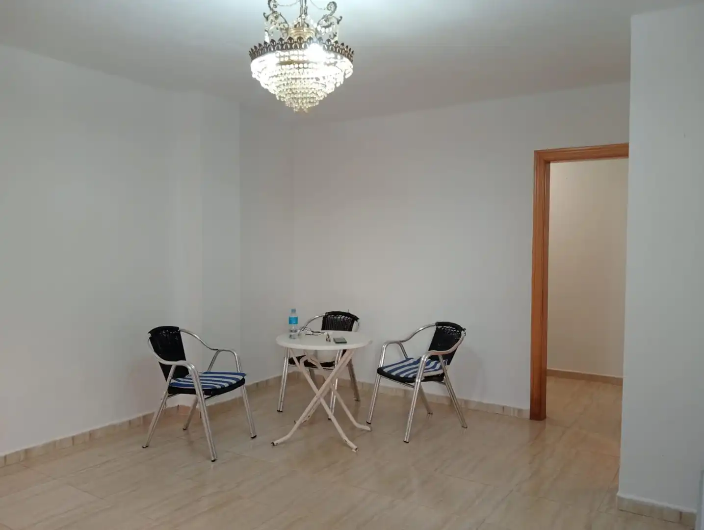 Einfamilien-Reihenhaus zum Verkauf in Carrer Major, 40b, Roquetes Esszimmer von Einfamilien-Reihenhaus zum Verkauf in Roquetes mit Terrasse und Balkon