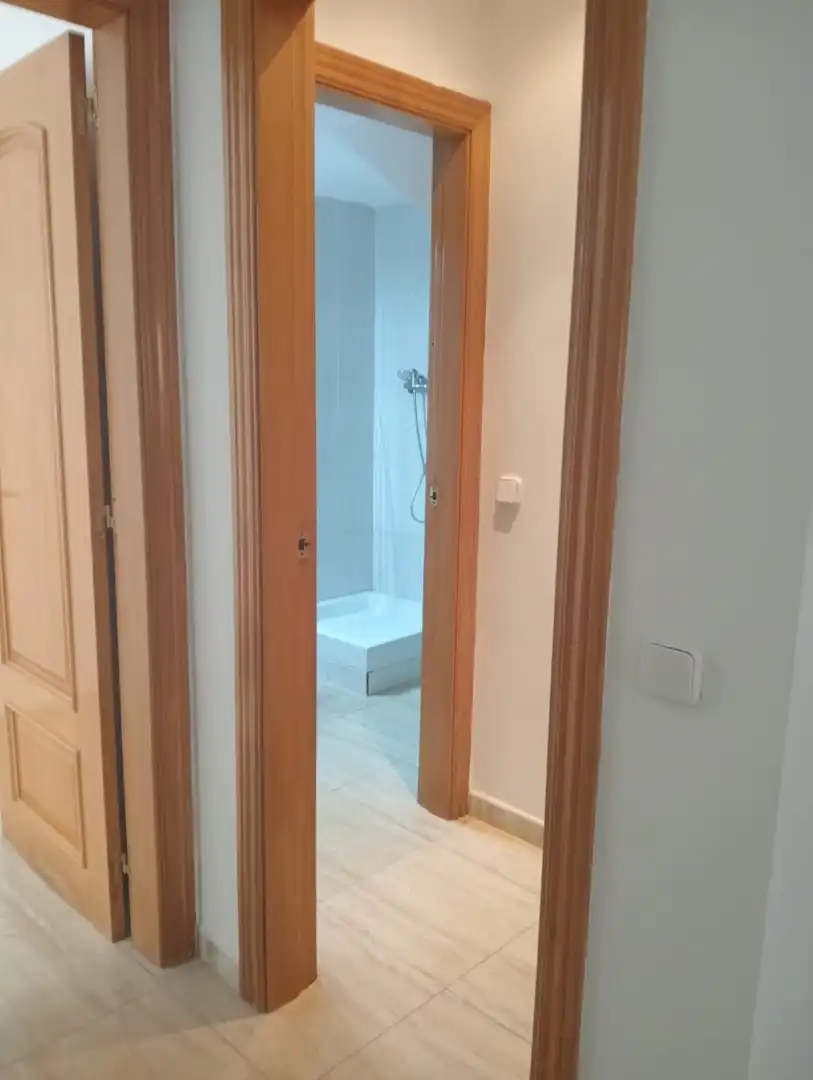 Einfamilien-Reihenhaus zum Verkauf in Carrer Major, 40b, Roquetes Badezimmer von Einfamilien-Reihenhaus zum Verkauf in Roquetes mit Terrasse und Balkon