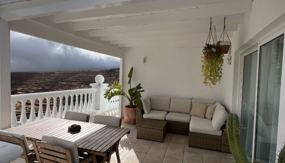 Piso de alquiler en Calle Celemín, 9, Los Valles, Teguise - imagen 1 Foto 1 de Piso de alquiler en Calle Celemín, 9, Los Valles, Teguise