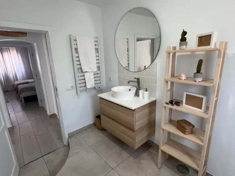 Piso de alquiler en Calle Celemín, 9, Los Valles Baño de Piso de alquiler en Teguise con Aire acondicionado, Calefacción y Terraza