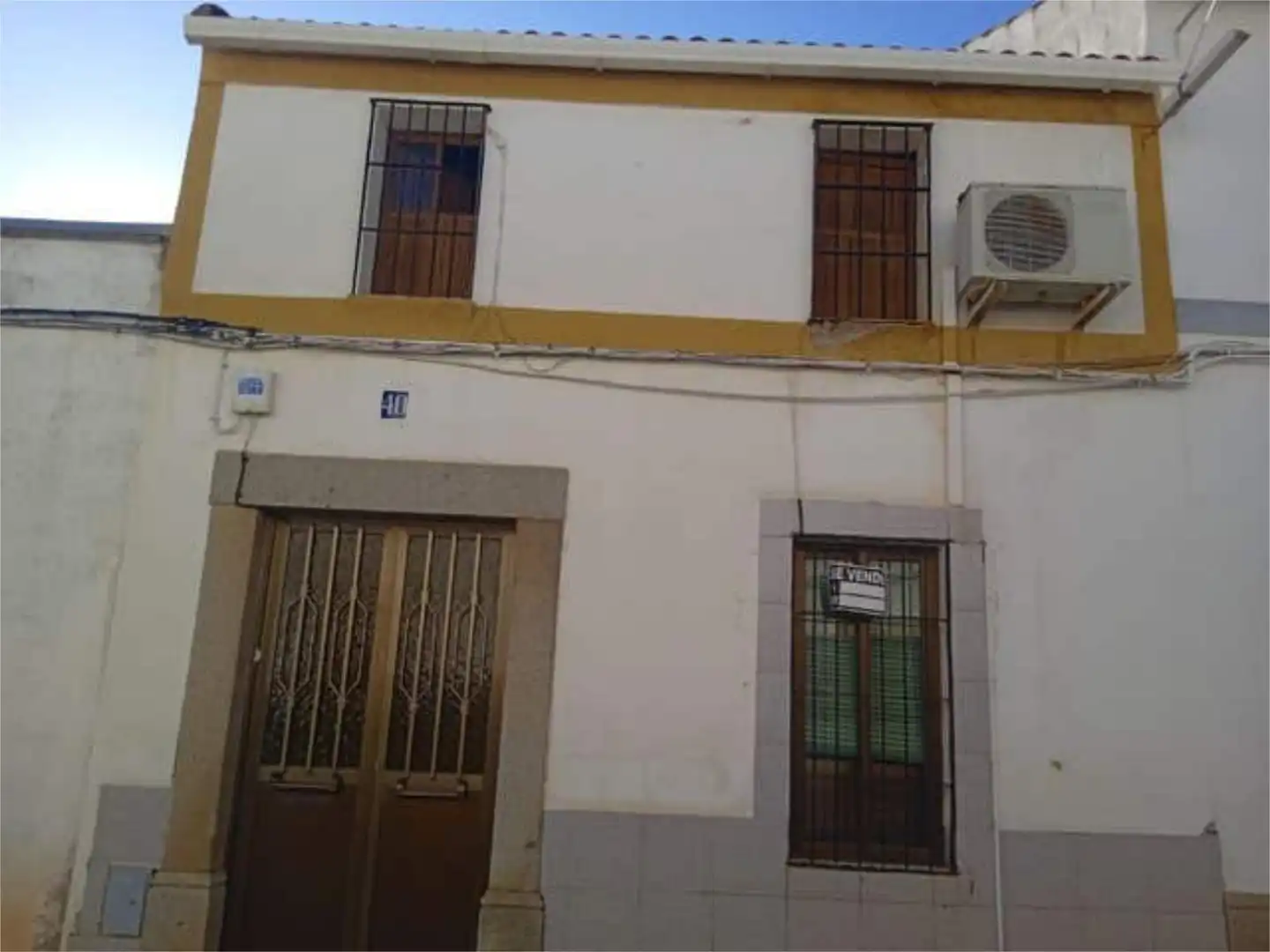 Casa o xalet en venda a Monterrubio de la Serena Vista exterior de Casa o xalet en venda en Monterrubio de la Serena amb Jardí privat, Traster i Moblat