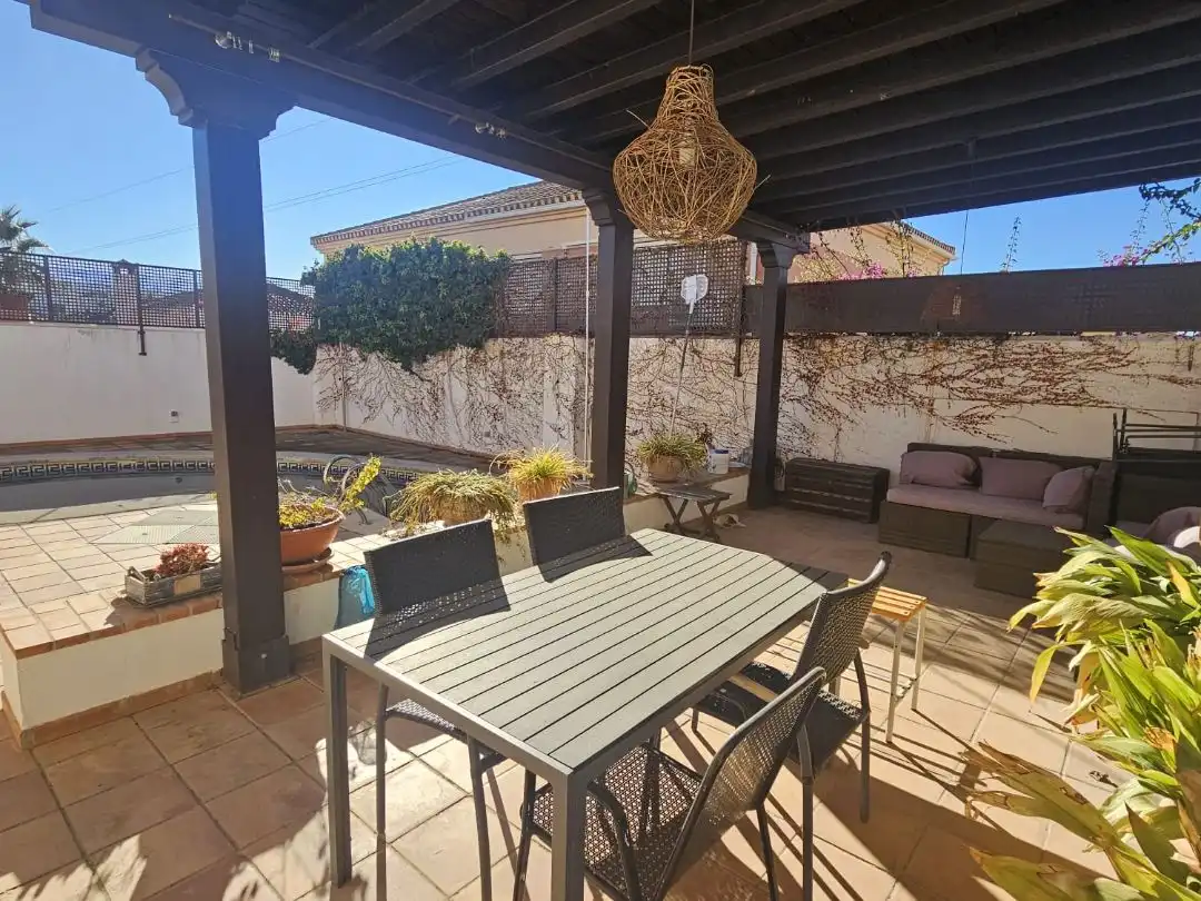 Terrassa de Casa o xalet en venda en Albolote amb Aire condicionat, Terrassa i Piscina