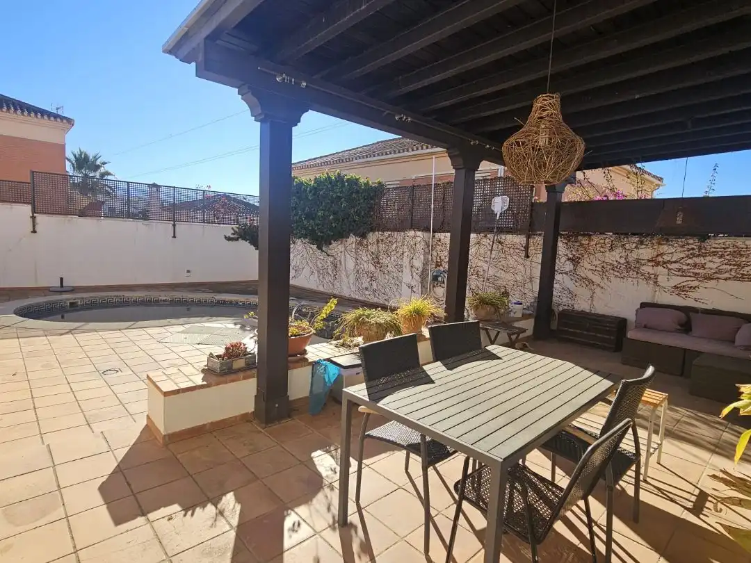 Terrassa de Casa o xalet en venda en Albolote amb Aire condicionat, Terrassa i Piscina