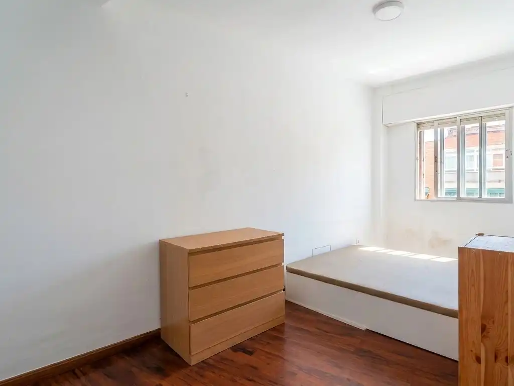 Bedroom of Flat for sale in Madrid  with Air Conditioner, Terrace and Balcony