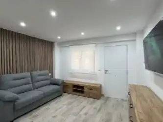 Wohnzimmer von Wohnung zur Miete in Sevilla mit Klimaanlage, Heizung und Möbliert
