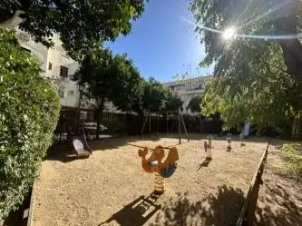 Außenansicht von Wohnung zur Miete in Sevilla mit Klimaanlage, Heizung und Möbliert
