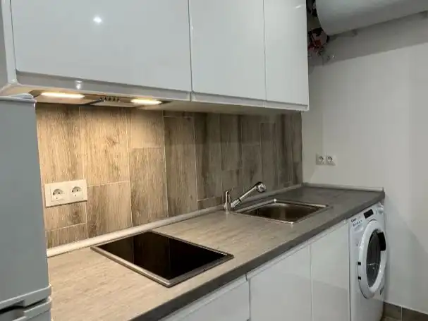 Küche von Wohnung zur Miete in Sevilla mit Klimaanlage, Heizung und Möbliert