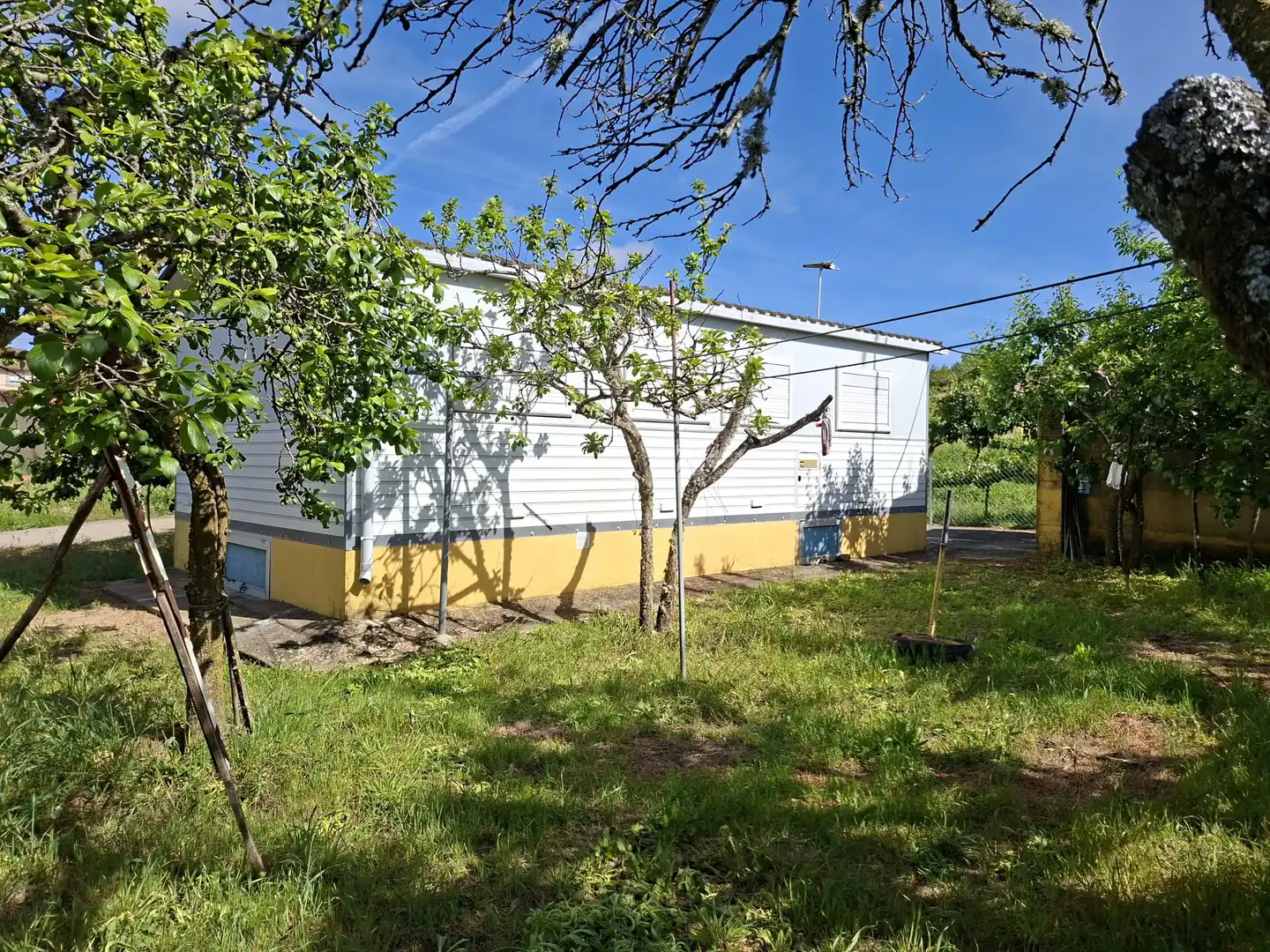 Vista exterior de Casa o chalet de alquiler en Fonfría (Zamora) con Jardín privado, Trastero y Amueblado