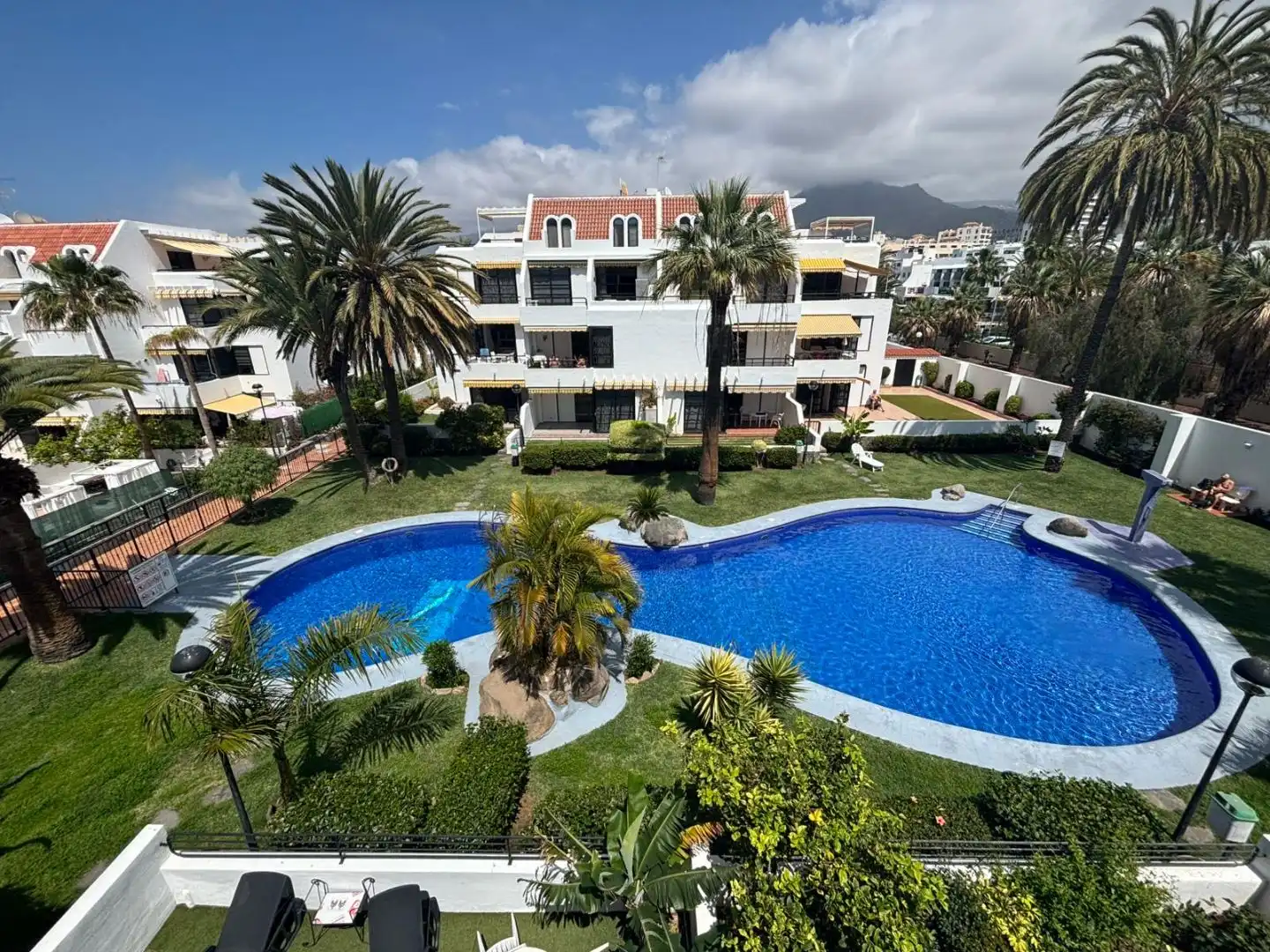 Vista exterior de Apartamento en venta en Arona con Piscina y Balcón
