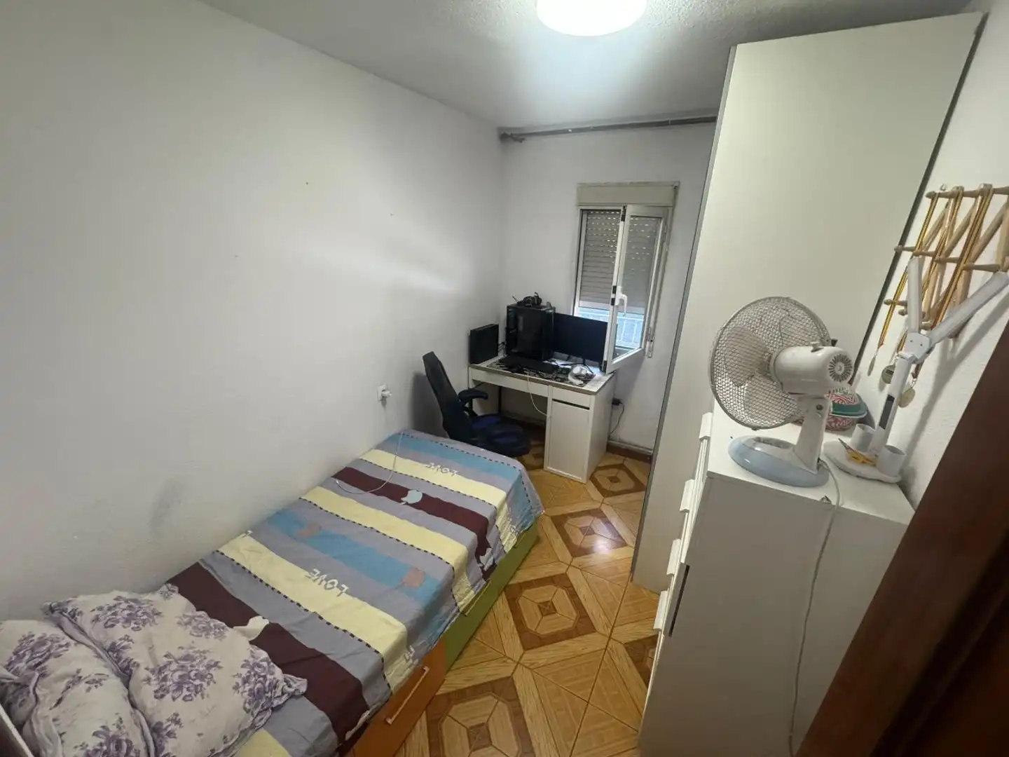 Bedroom of Flat for sale in Madrid  with Air Conditioner