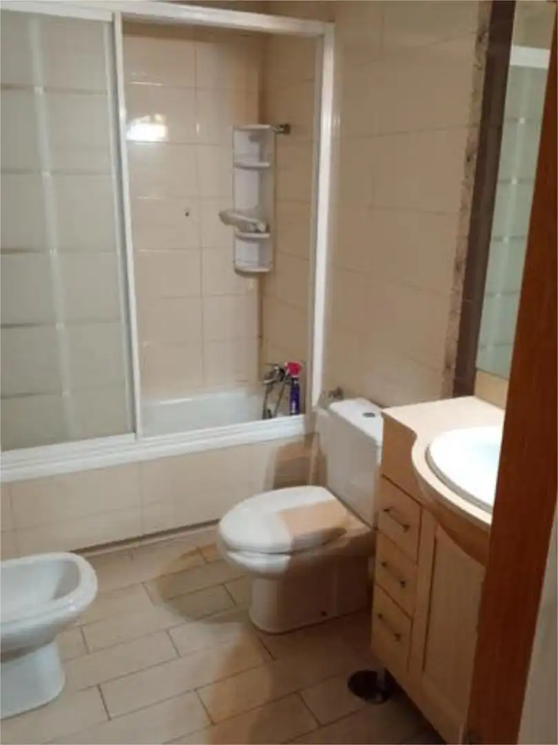 Bathroom of Apartments for rent in Valladolid  with Heating and Furnished