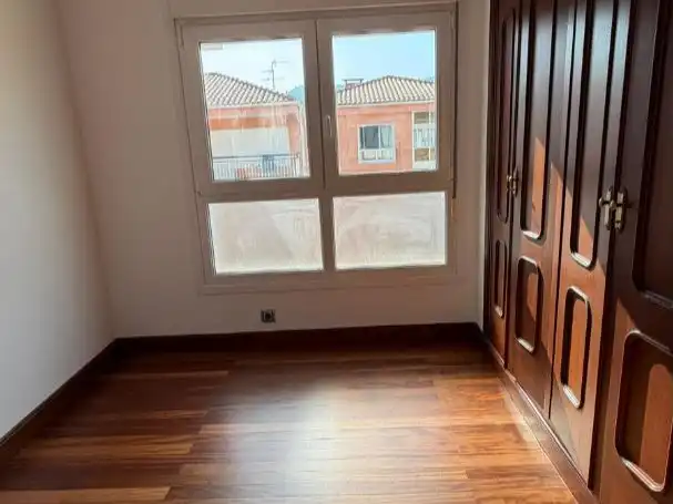 Habitación de Piso en venta en Colindres
