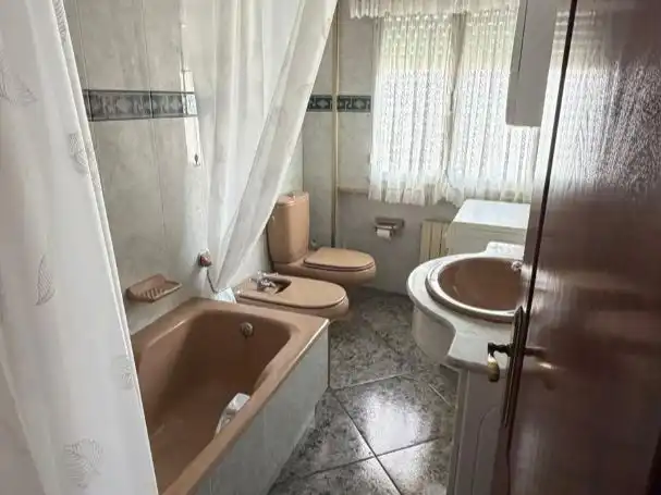 Baño de Piso en venta en Colindres