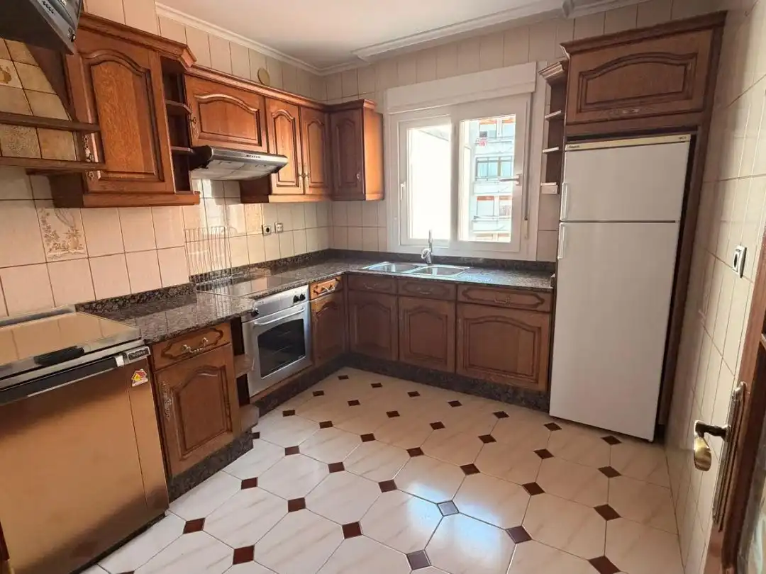 Cocina de Piso en venta en Colindres