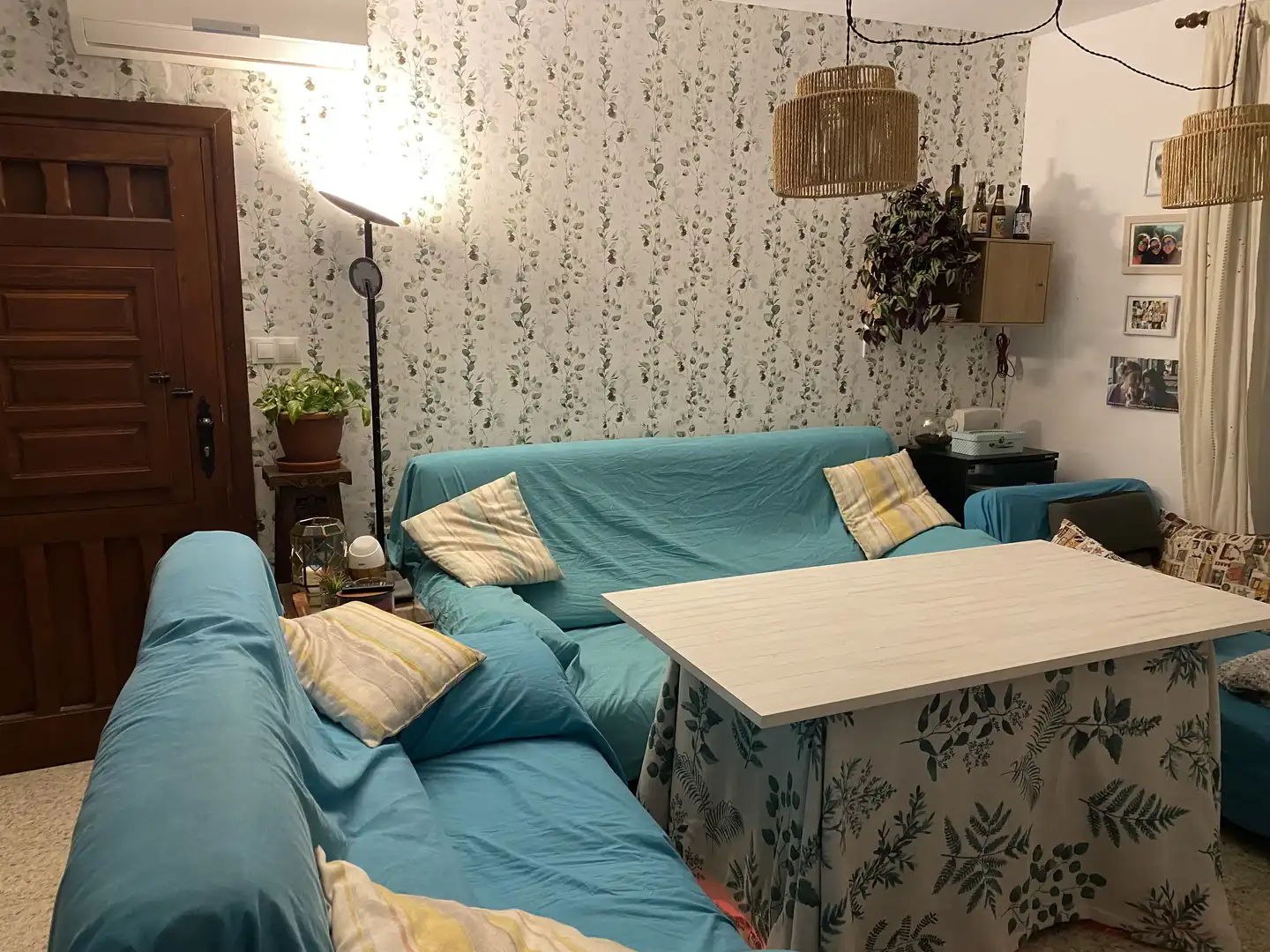 Room in Placeta de los Negros, 3, Barrio de Albaicín Room in Placeta de los Negros, 3, Barrio de Albaicín