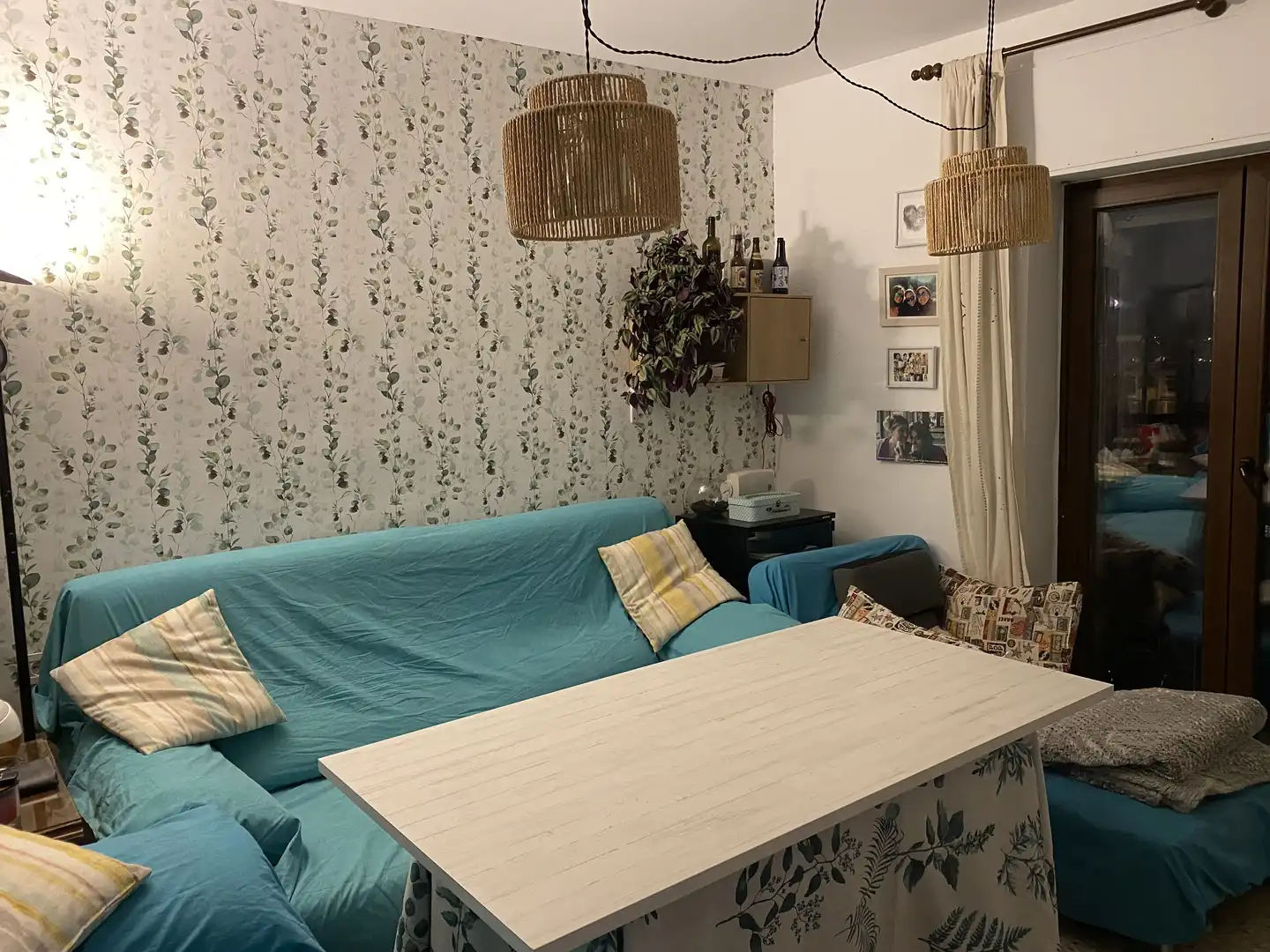 Room in Placeta de los Negros, 3, Barrio de Albaicín Room in Placeta de los Negros, 3, Barrio de Albaicín