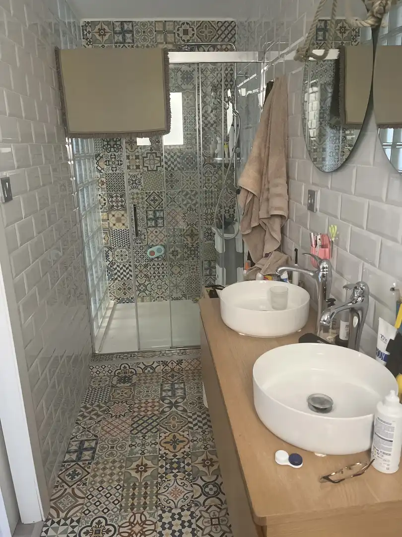 Bathroom of Flat for sale in Gavà  with Air Conditioner and Balcony
