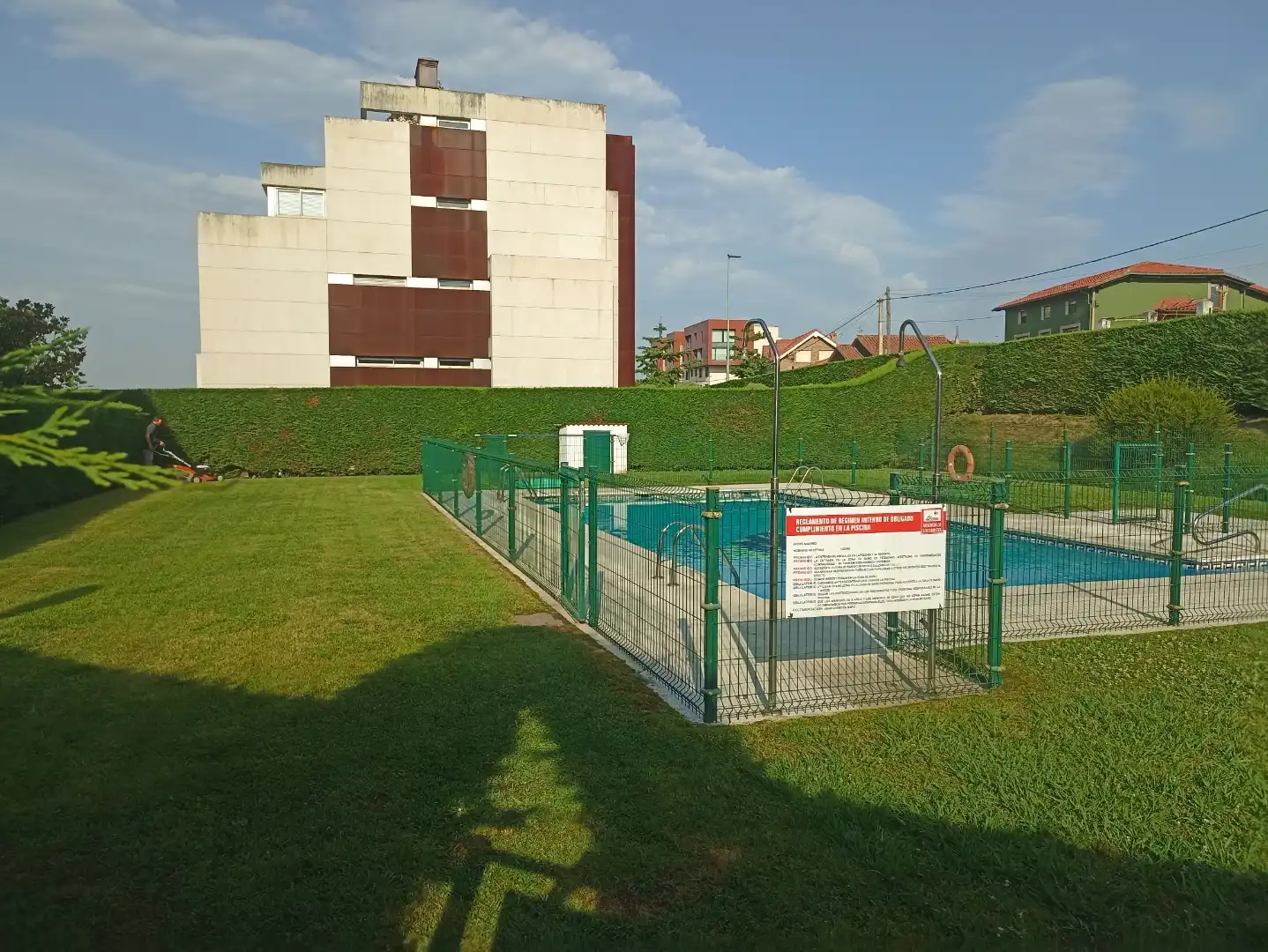 Schwimmbecken von Wohnung zum Verkauf in Santander mit Heizung, Privatgarten und Parkett