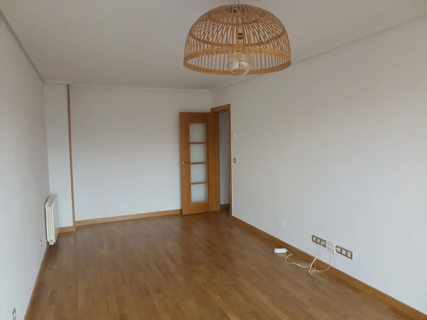 Wohnzimmer von Wohnung zum Verkauf in Santander mit Heizung, Privatgarten und Parkett