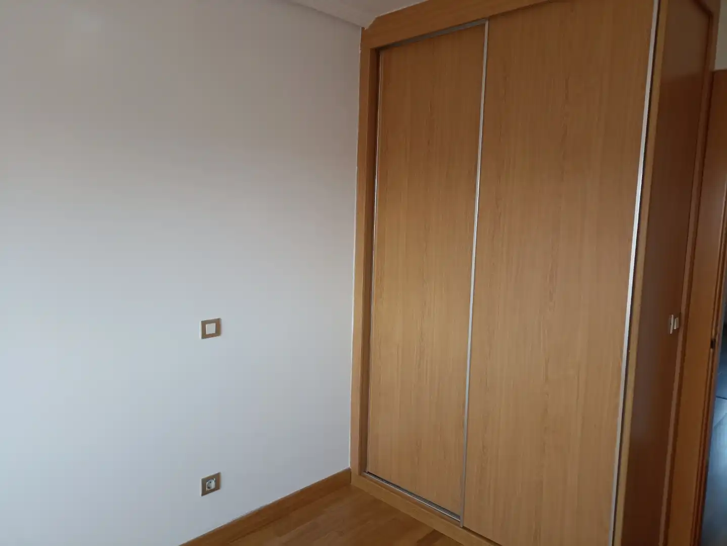 Schlafzimmer von Wohnung zum Verkauf in Santander mit Heizung, Privatgarten und Parkett