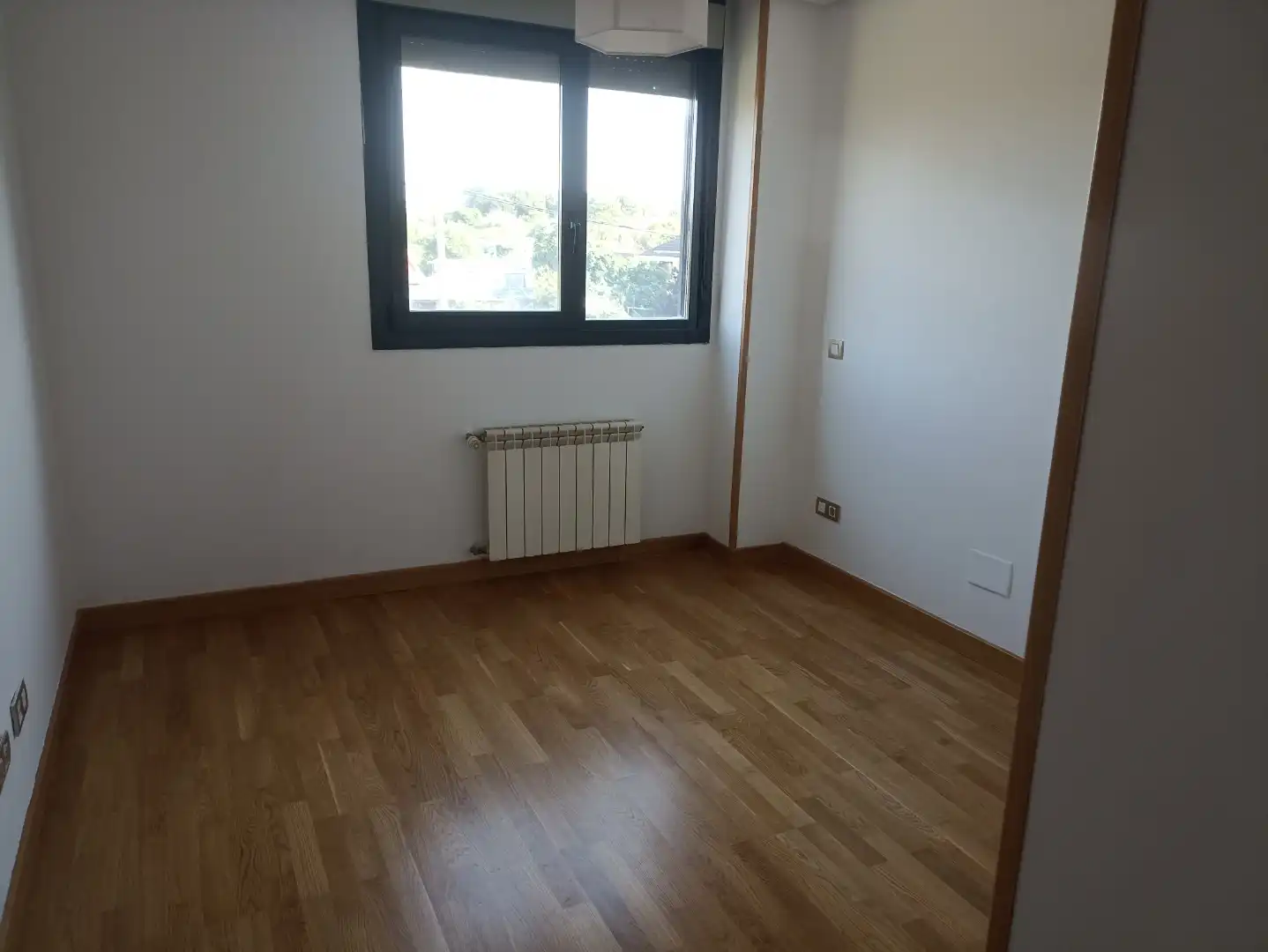 Schlafzimmer von Wohnung zum Verkauf in Santander mit Heizung, Privatgarten und Parkett