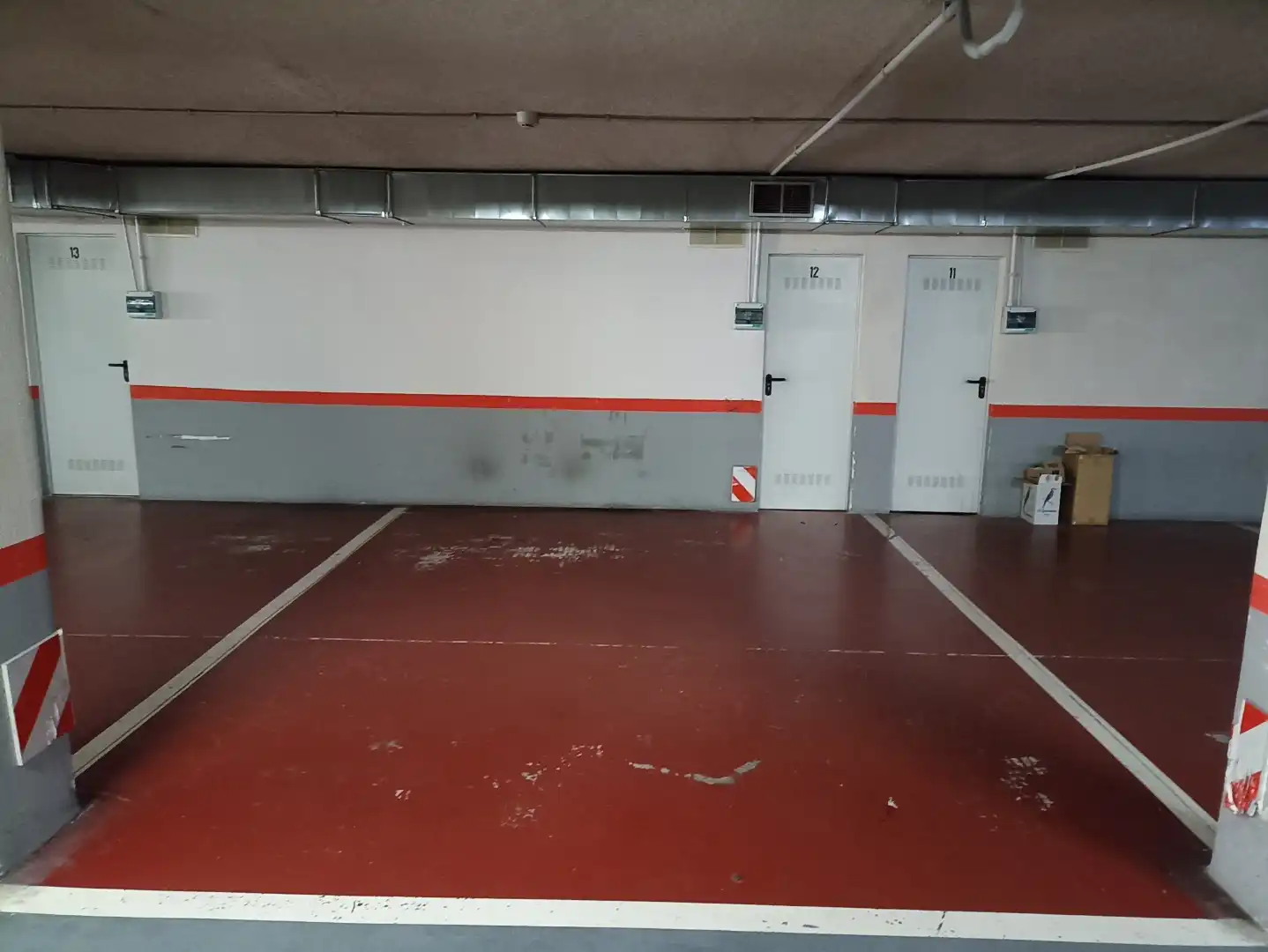 Parkplatz von Wohnung zum Verkauf in Santander mit Heizung, Privatgarten und Parkett