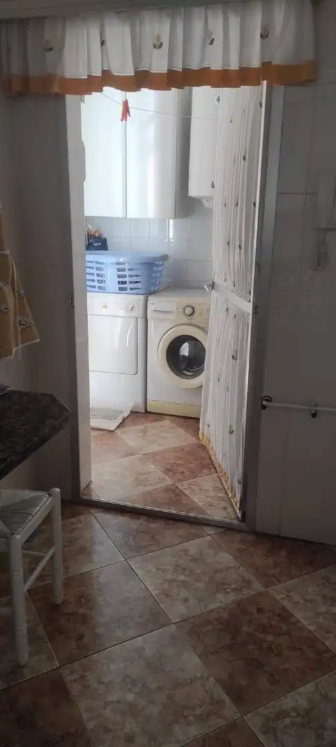Badezimmer von Wohnung zum Verkauf in Córdoba mit Klimaanlage, Heizung und Privatgarten