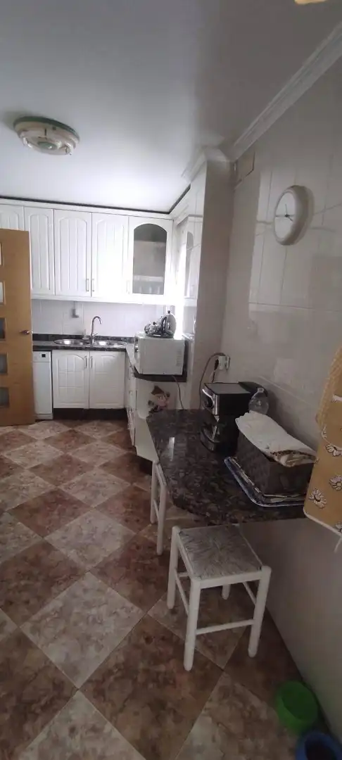 Küche von Wohnung zum Verkauf in Córdoba mit Klimaanlage, Heizung und Privatgarten