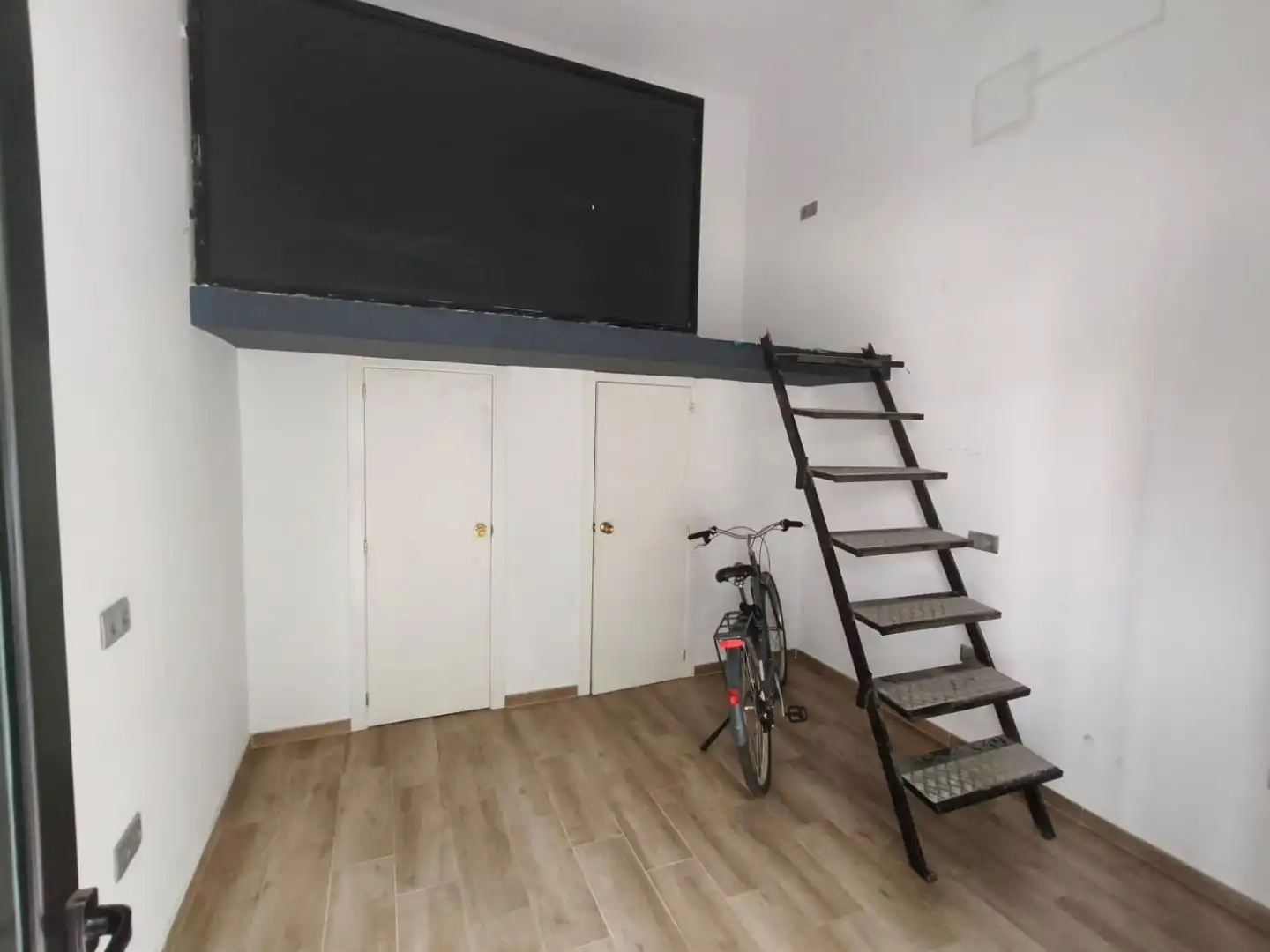 Planta baja en venta en Calle Traviesa, 18, San Jerónimo - La Bachillera Planta baja en venta en Sevilla