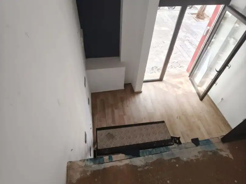 Planta baja en venta en Calle Traviesa, 18, San Jerónimo - La Bachillera Planta baja en venta en Sevilla