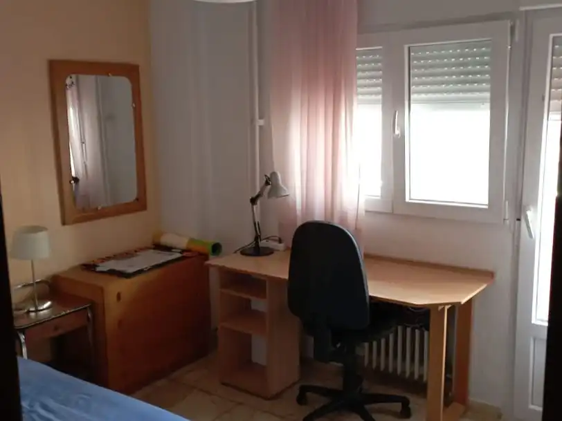 Bedroom of Flat for rent in Cuenca  with Heating, Furnished and Balcony