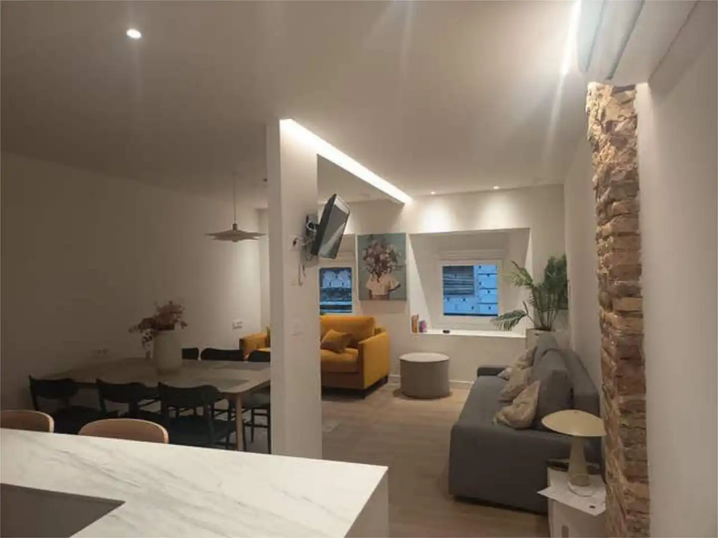Wohnzimmer von Wohnung zur Miete in  Pamplona / Iruña mit Heizung