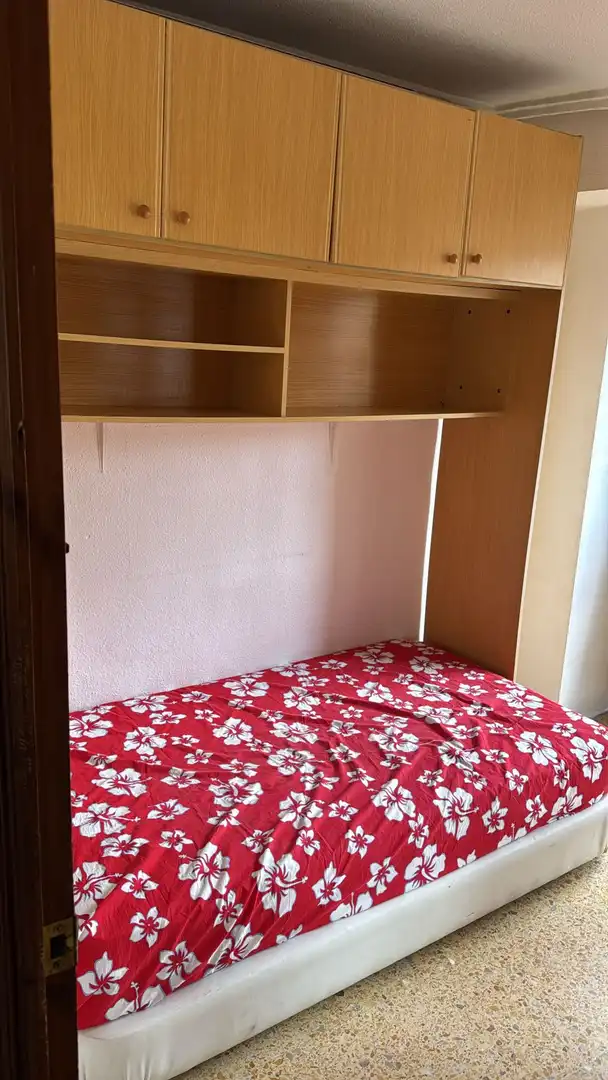 Piso de alquiler en Carrer del Parc de Natzaret, 56, Natzaret Habitación de Piso de alquiler en Valencia con Aire acondicionado, Calefacción y Trastero