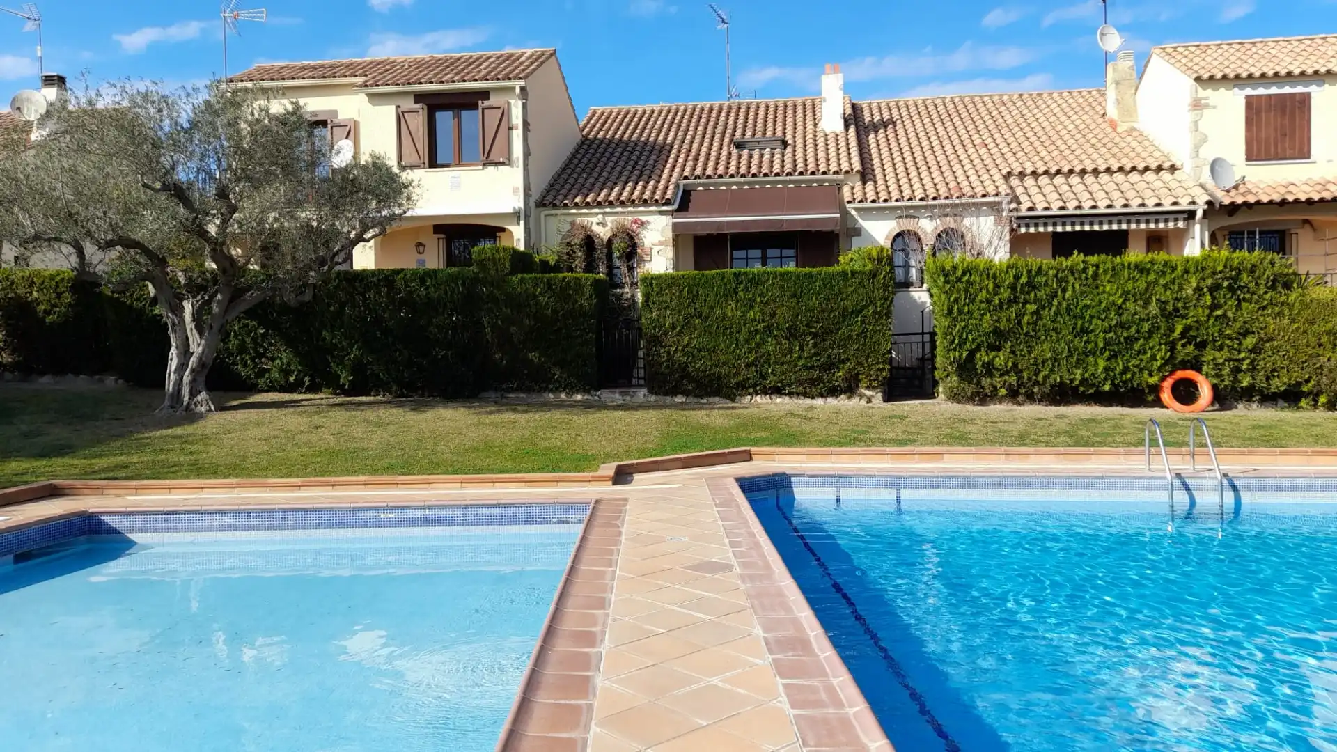 Detached homes for sale in Passatge Oliveres, 43, Torre Vella - Torre Gran - Les Dunes Garden of Detached homes for sale in L'Estartit with Air Conditioner, Terrace and Balcony