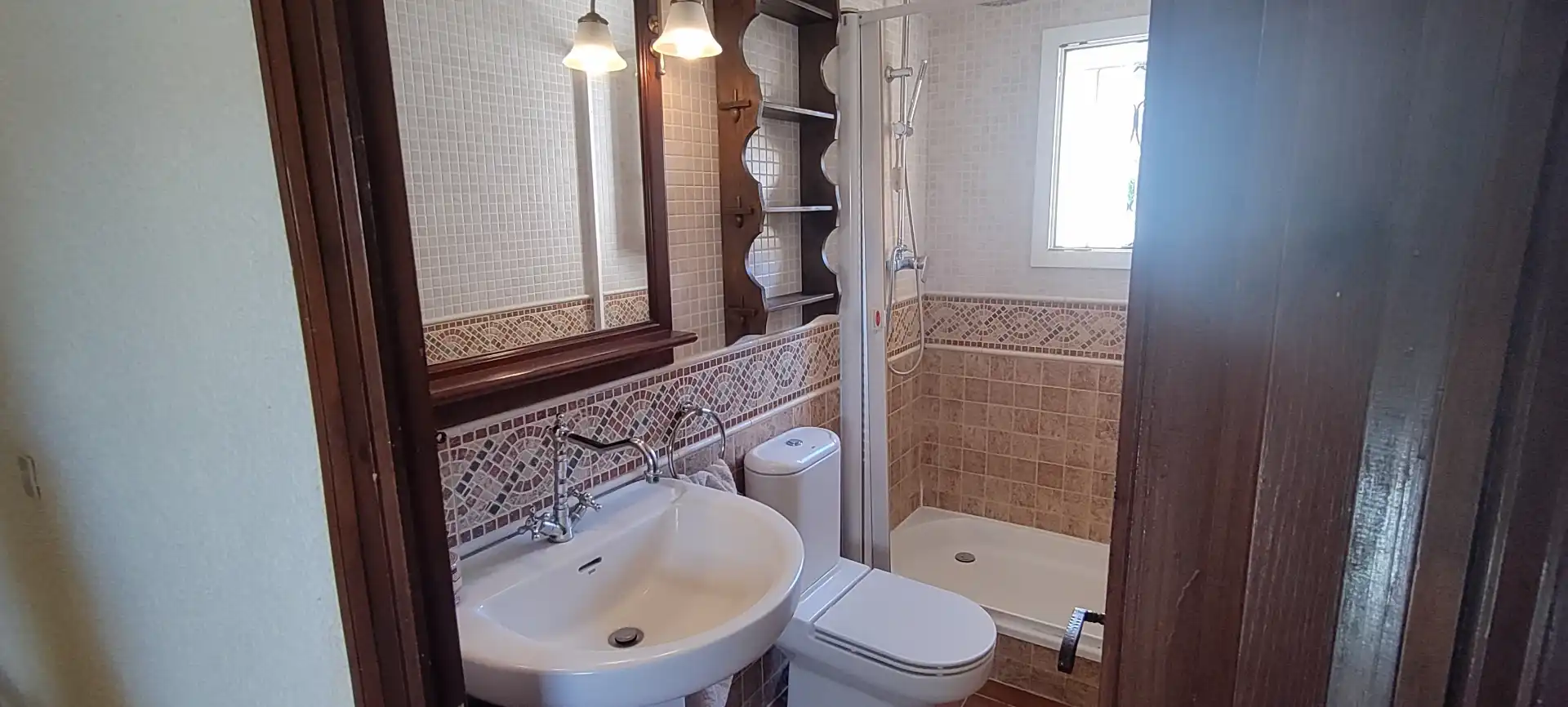 Detached homes for sale in Passatge Oliveres, 43, Torre Vella - Torre Gran - Les Dunes Bathroom of Detached homes for sale in L'Estartit with Air Conditioner, Terrace and Balcony