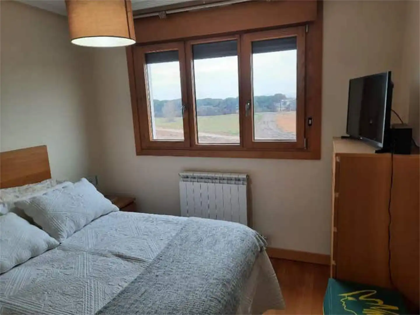 Piso de alquiler en Pinar del Jalón Habitación de Piso de alquiler en Valladolid con Calefacción, Jardín privado y Trastero